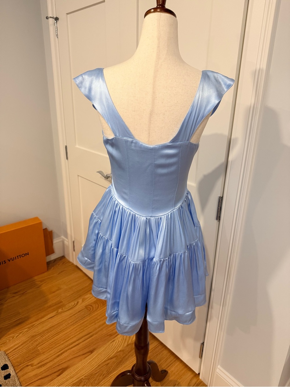 Vanessa Mooney Light Blue Button-Front Mini Sundress - Picture 11 of 16